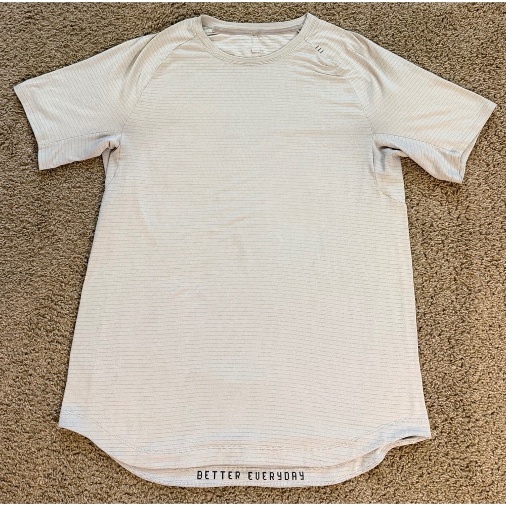 Lululemon Mens Metal Vent Tech Short Sleeve Shirt Grey Stripe Better Everyday
